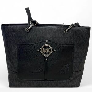 Michael Kors Black Signature Tote